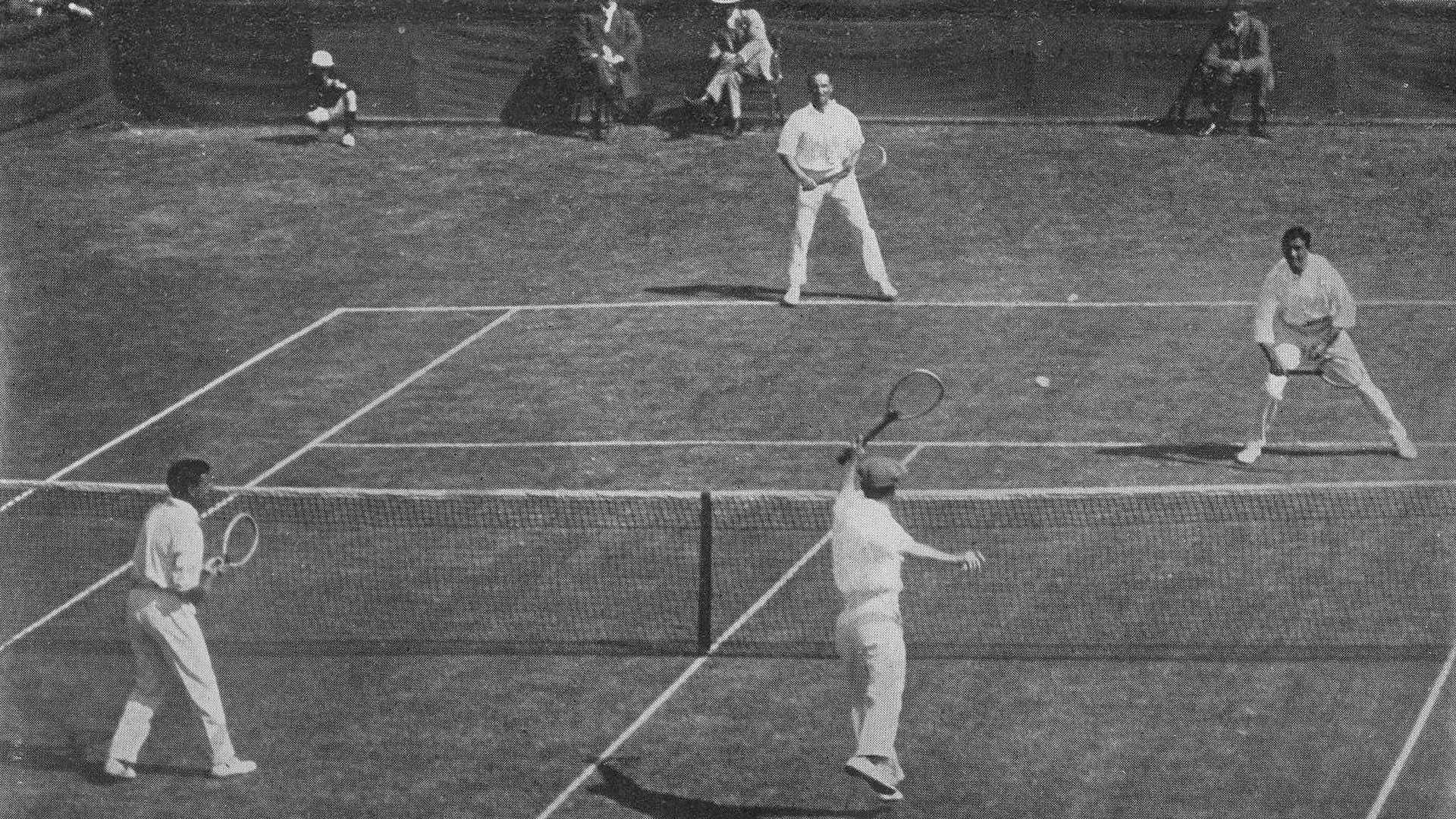 Z tenisem przez wieki – czyli krótka historia białego sportu